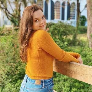 Meet your Posher, Abby